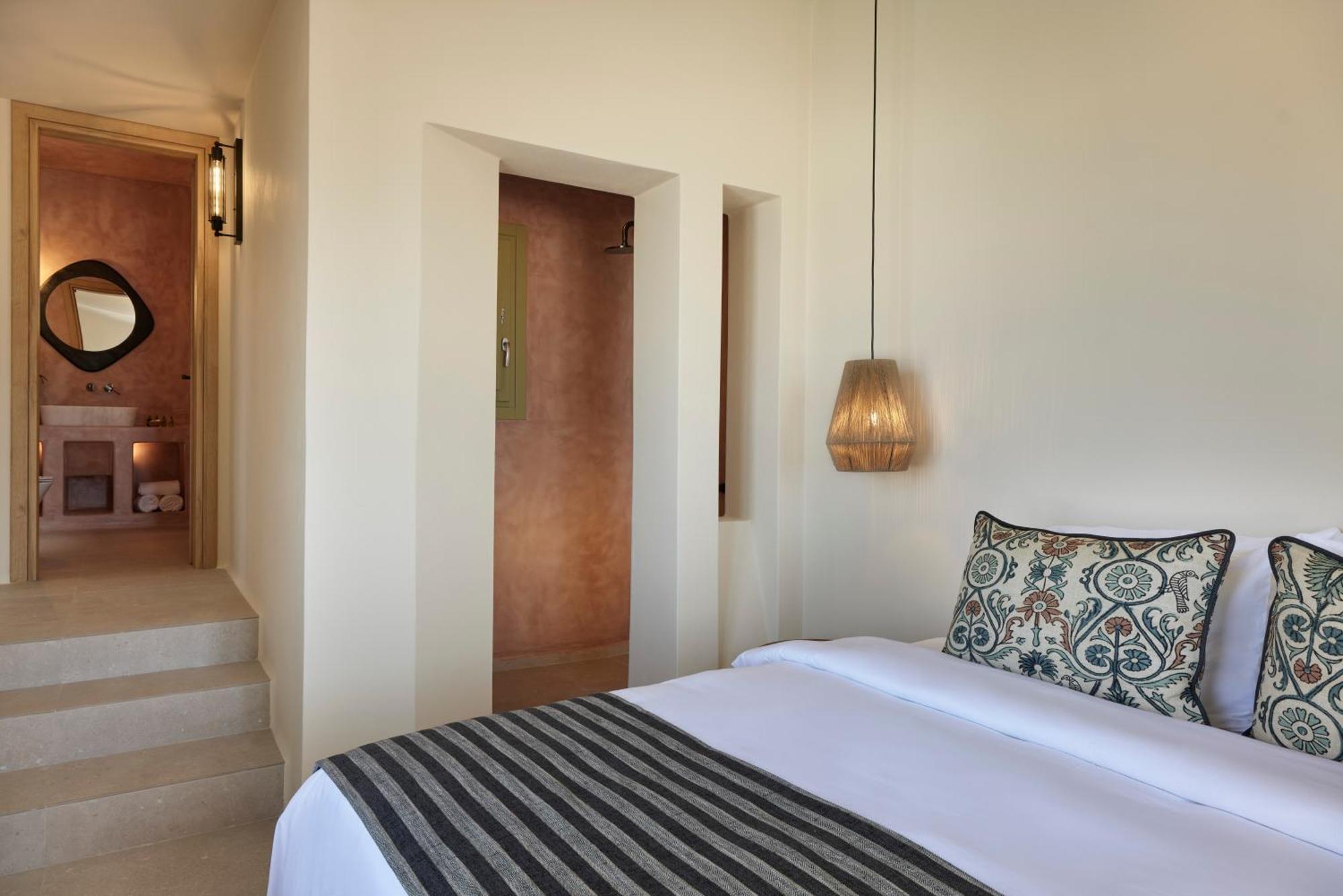 Aeon Suites - Adults Only Pyrgos Kallistis Exterior photo